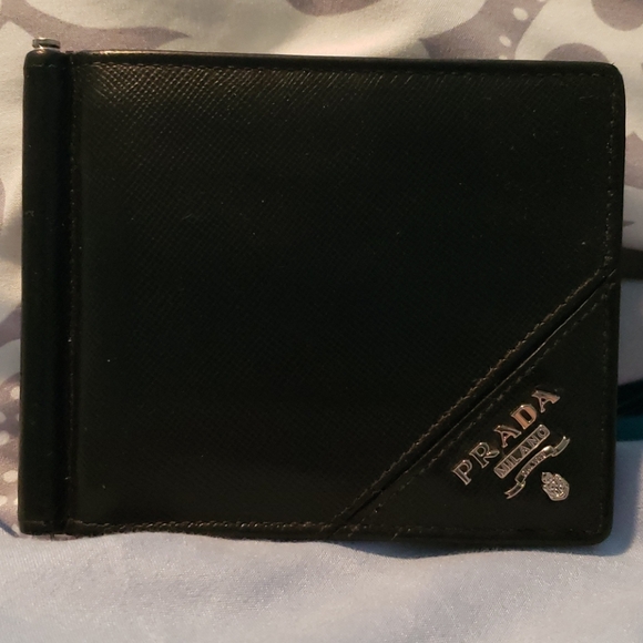 SOLD****** Prada wallet - Picture 1 of 4